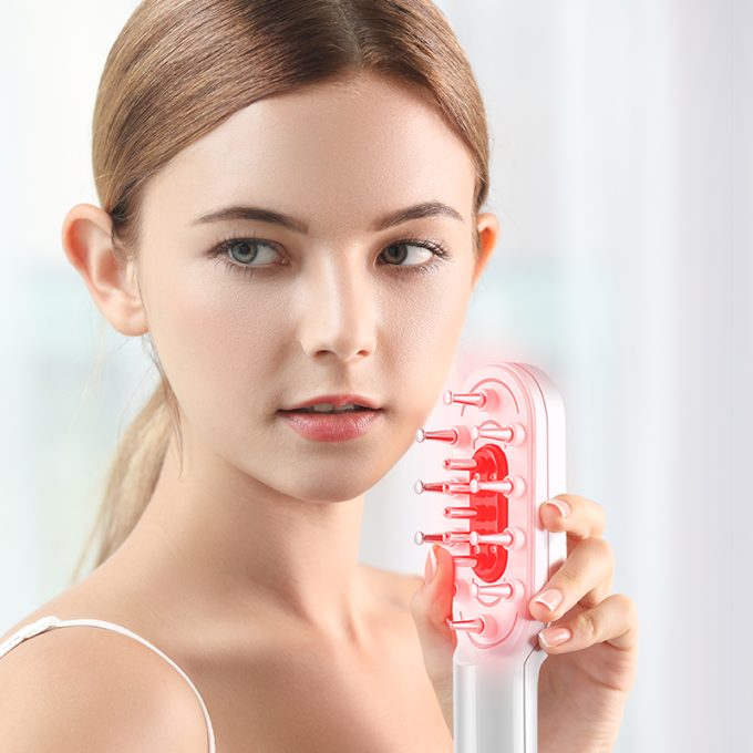 PINGOH Spazzola Minoxidil con Luce Rossa - Applicatore per Lozione e Massaggio Capelli